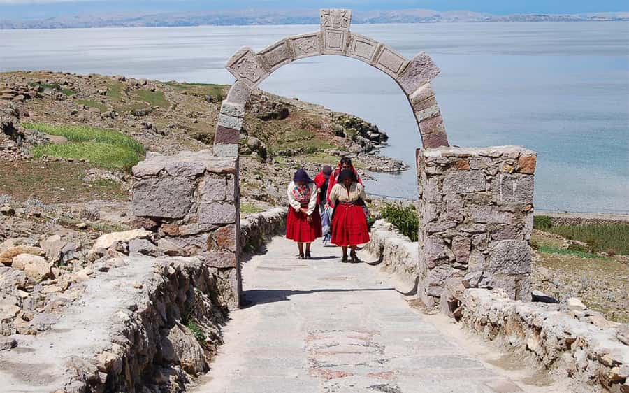 Full Day Tour to Titicaca Lake in Puno: Uros and Amantani - Returning to Puno around 5:00 pm