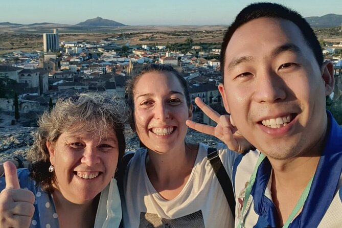 Guided Walking Tour in Trujillo Through the Centuries - Timing, meeting point, and practical details