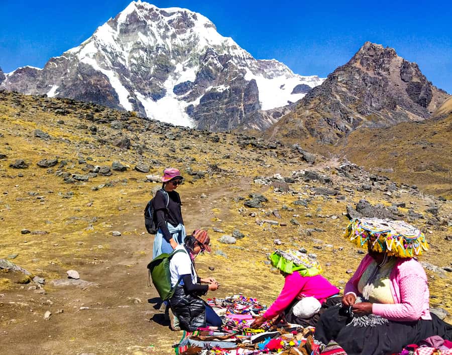Horseback Riding at 7 lakes Ausangate Private |Optional Hike - Why the seven Ausangate lakes are worth the effort