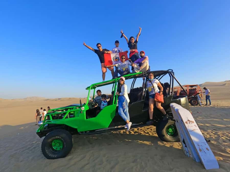 Huacachina: Sandboarding and Dune Buggy Tour + Sunset - Sandboarding for Beginners, With Basic Equipment