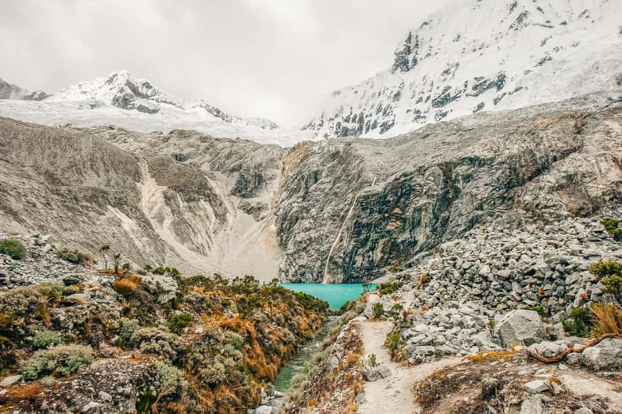 Huaraz: 3-hour Trek to Laguna 69 with Optional Lunch - The descent and return to Huaraz