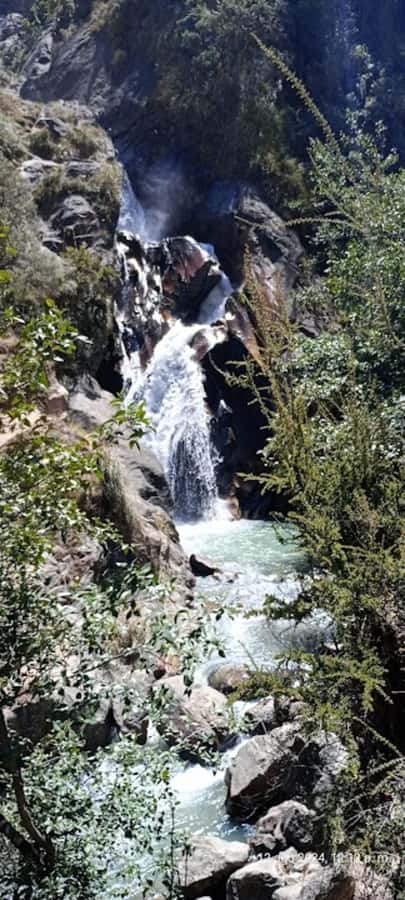 Huaraz: Full Day Rocotuyoc Lagoon + Frozen Lagoon - Arriving at Rocotuyoc Lagoon