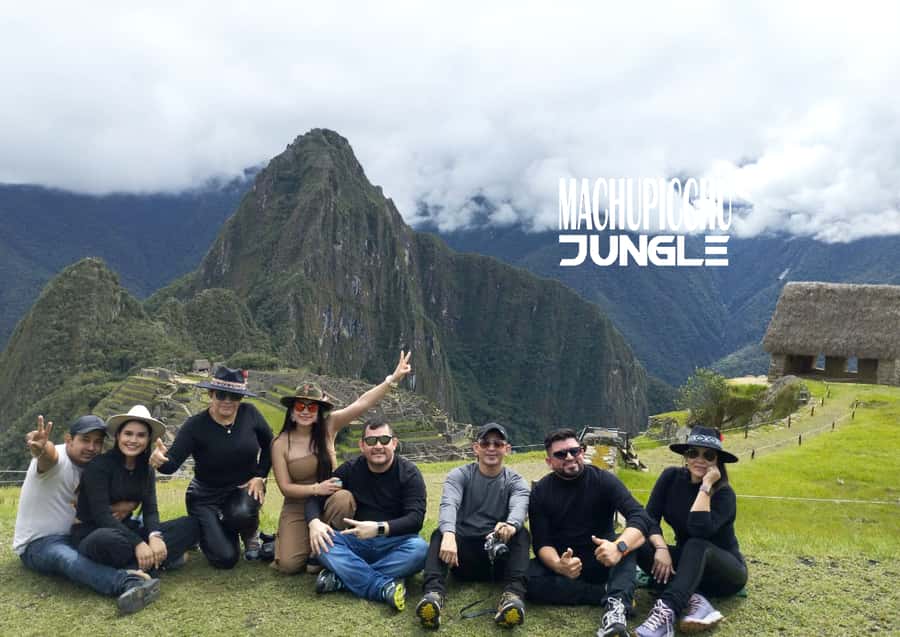 IN MACHU PICCHU: Private Tour Guide Service - Key points at a glance