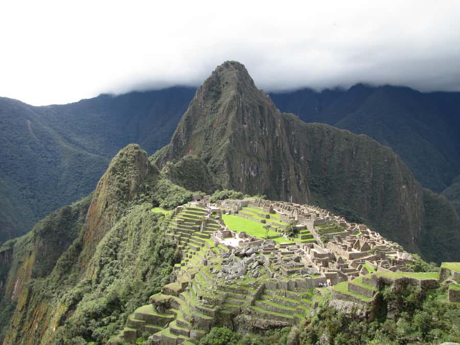 IN MACHU PICCHU: Private Tour Guide Service - The three-hour route through the citadel