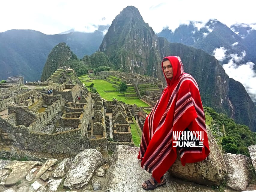 IN MACHU PICCHU: Private Tour Guide Service - The Temple of the Sun and Temple of the Moon
