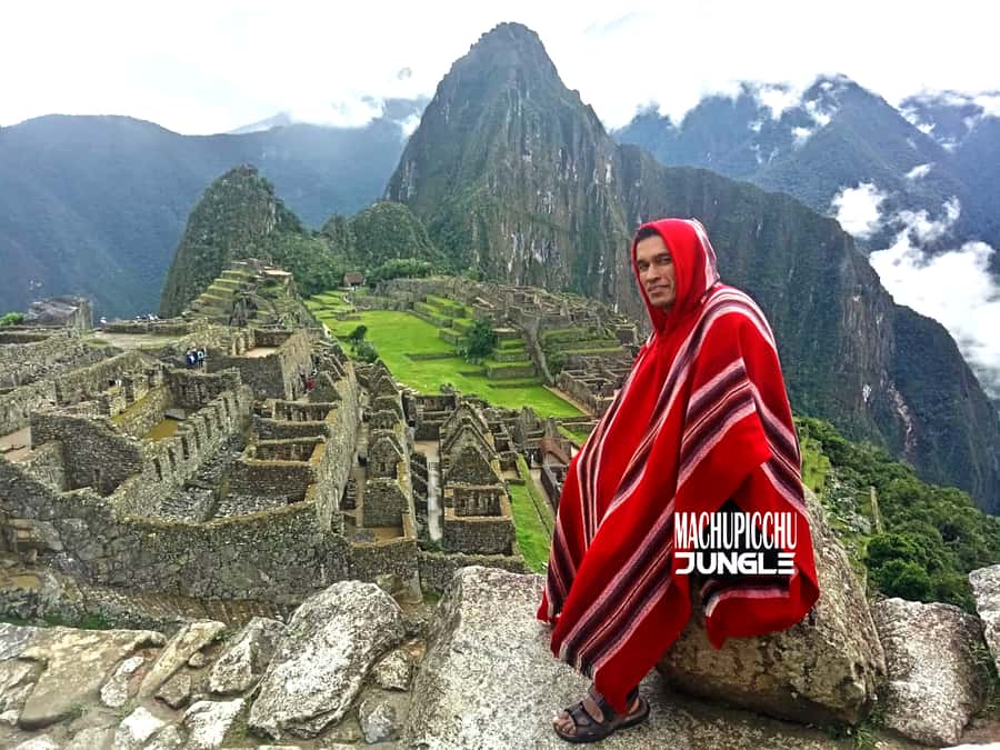 IN MACHU PICCHU: Private Tour Guide Service - Meeting at the Machu Picchu control gate