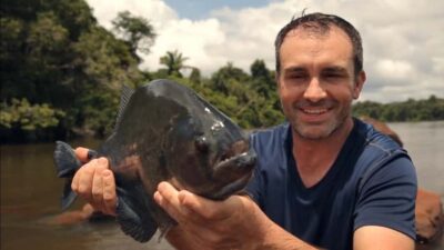 Piranha Fishing Experience in the Amazon jungle
