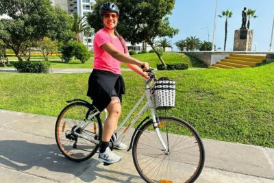 Lima Bike Tour in Miraflores & Barranco – Shared small group