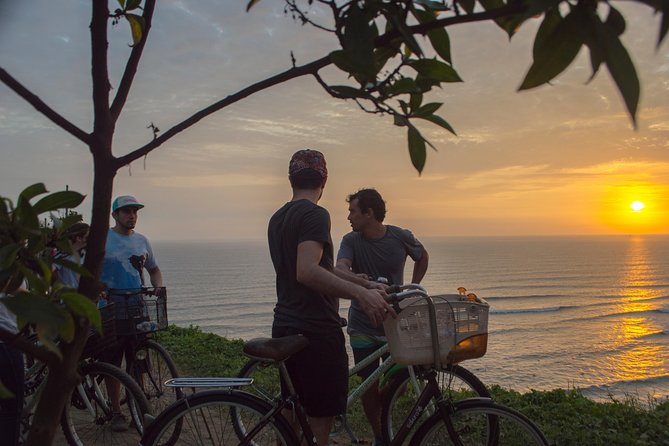 Lima Bike Tour Miraflores - Barranco + Huaca Pucllana! - What the guides add to the ride