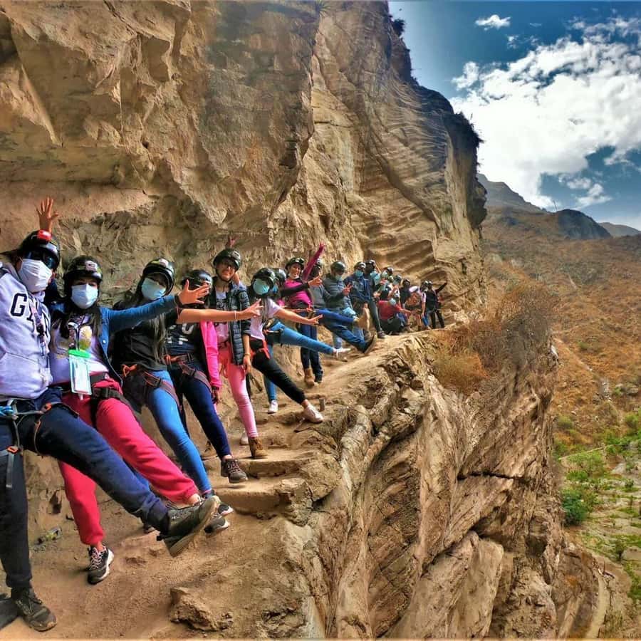 Lima: Cañon de Autisha | Explore the Center of the Earth - A short stop in the bat cave