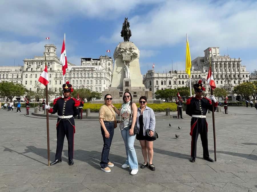 Lima: City Highlights Walking Tour & Catacombs - Plaza San Martín and Lima’s grand opening scene
