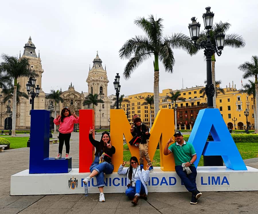 Lima: City Highlights Walking Tour & Catacombs - Jirón de la Unión, Lima’s former elite street