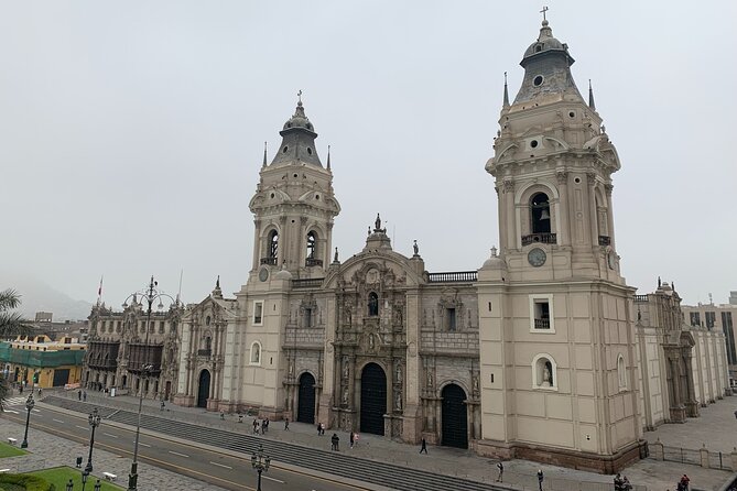 Lima City of The Kings Walking Tour Including Catacombs - Jirón de la Unión shows Lima at street level