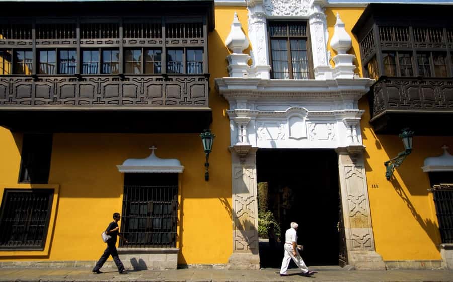 Lima : City tour 360° Panoramic bus - Sightseeing Tour - How much Lima can four hours really cover?