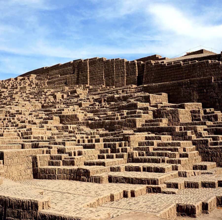 Lima city tour: Larco Museum and Huaca Pucllana - Key points at a glance