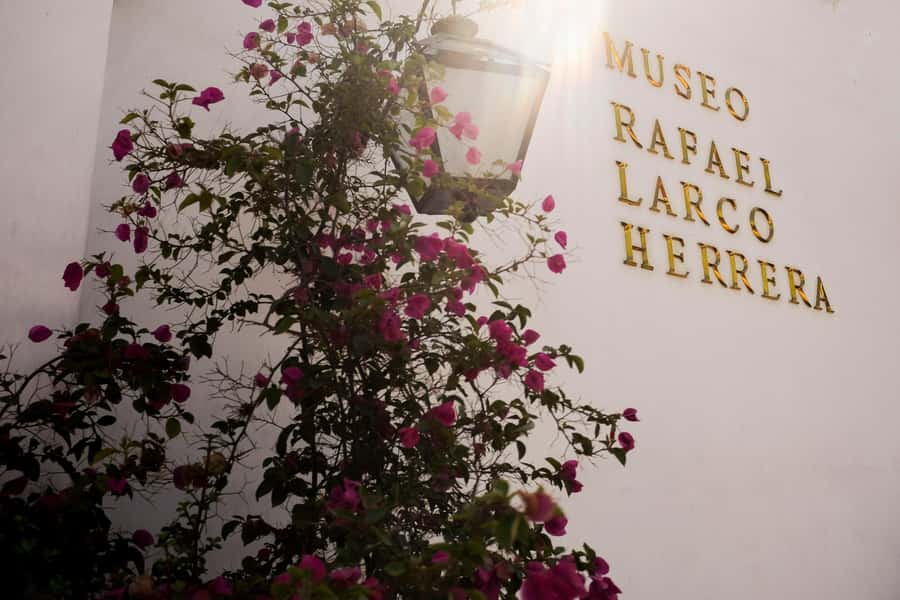Lima: Half-Day Private Lima City Tour and Larco Museum - What the four hours really give you
