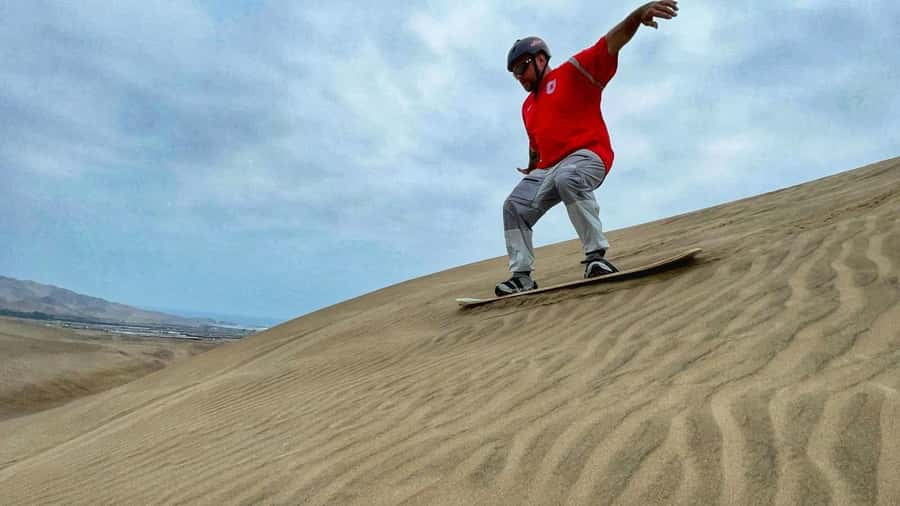 LIMA: HALF-DAY SANDBOARDING TOUR - Who will enjoy this most?
