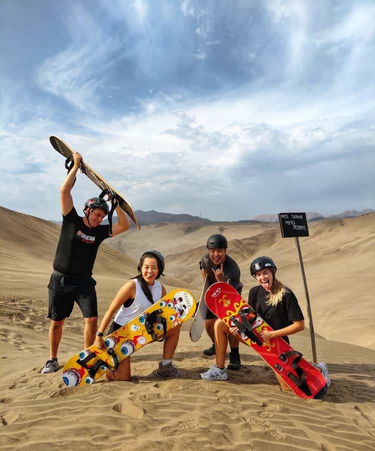 LIMA: HALF-DAY SANDBOARDING TOUR - The desert stop: two hours of boards, sand, and practice