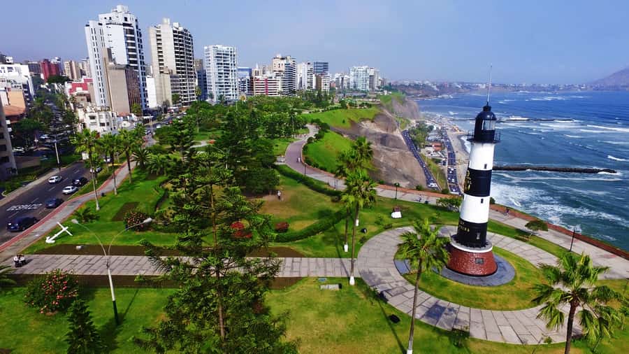 Lima: Historical, Colonial, and Modern City Tour - Lima’s Historic Center and Colonial Architecture