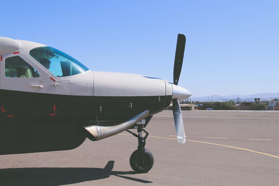 Lima: Huacachina, Winery, & Nazca Lines from Pisco Airport - Reading the Nazca Lines from a Cessna 208 Caravan