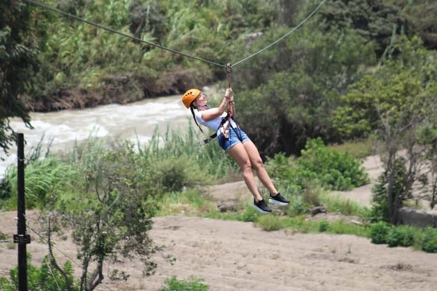 Lima: Lunuhuaná Extreme All In + Cerro Azul + Rafting + ATV + Canopy - Honey at Apicola Mis Girasoles