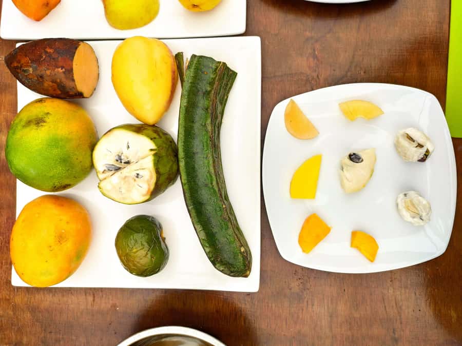 Lima: Market Tour, 35 Fruits Tasting & Cooking Class - A pisco sour and drinks during class