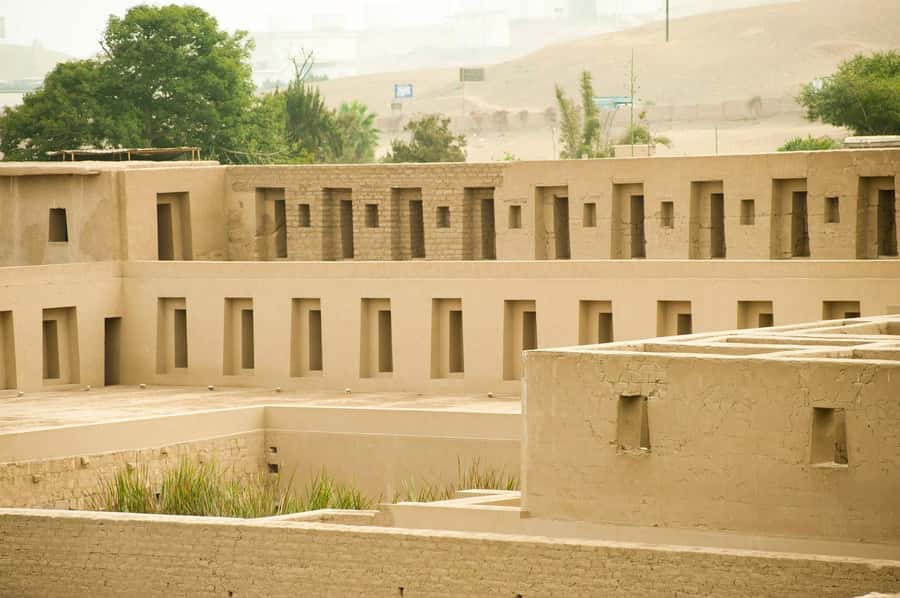 Lima: Pachacamac Ruins & Barranco Half-Day Guided Tour - Who should book this half-day tour?