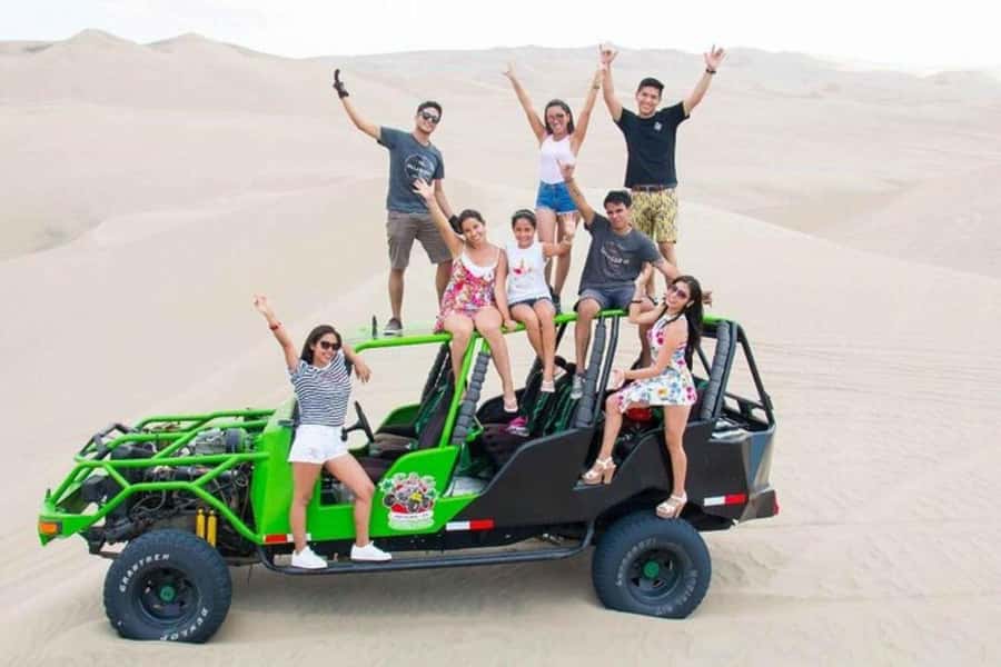 Lima: Paracas and the Huacachina Oasis Guided Day Tour - The 4:00 a.m. start and the ride south