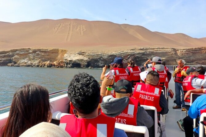 Lima : Paracas & Huacachina- Day to Islas Ballestas & Sandboard - What the $79 price really buys