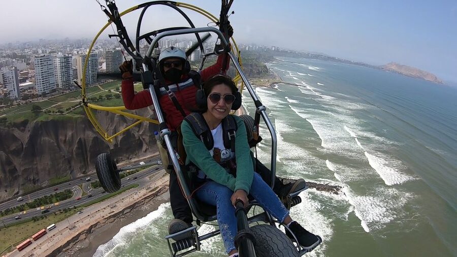 Lima: Paragliding Flight Over Costa Verde Districts - Is $54 a fair price?
