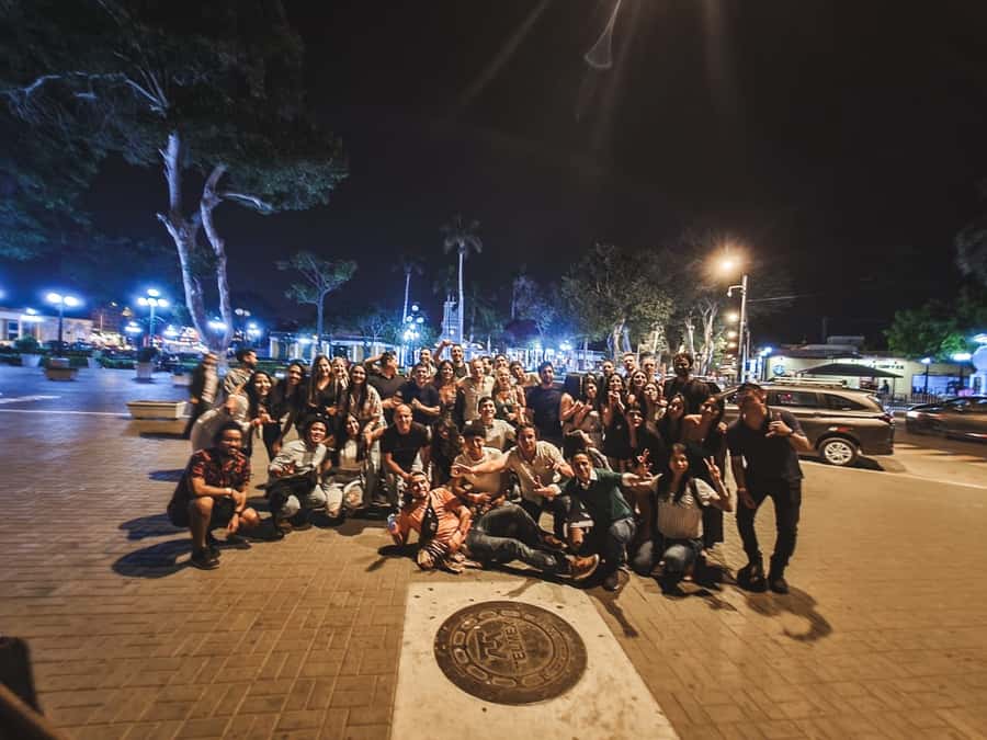 Lima: Party tour Fridays Barranco / Saturdays Miraflores - The welcome drink and the real value of the deal