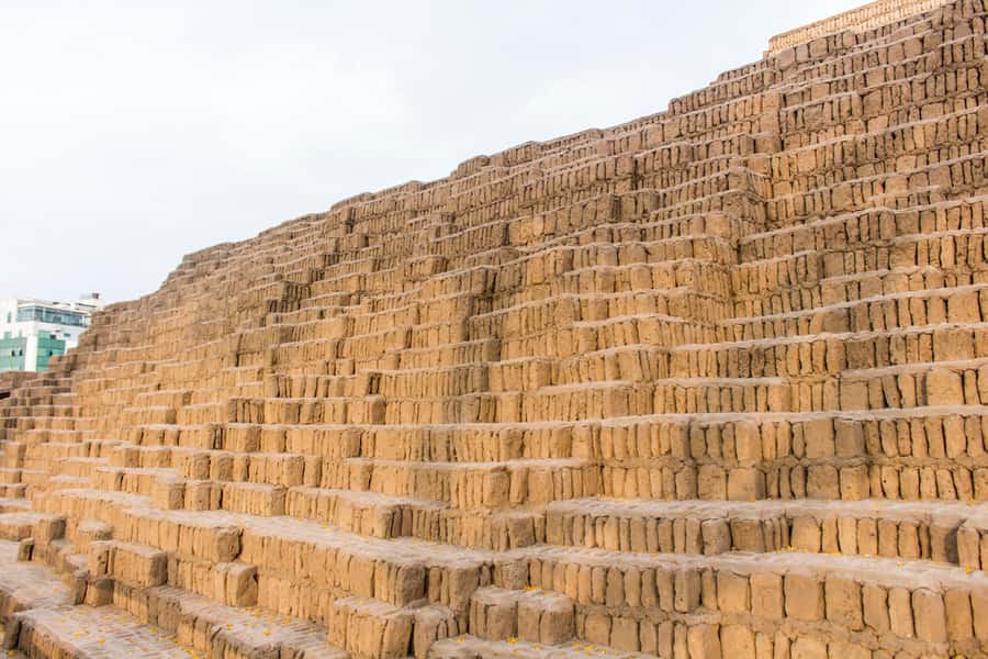Lima: Private Tour to Huaca Pucllana and Huaca Mateo Salado - Crossing Lima to Huaca Mateo Salado