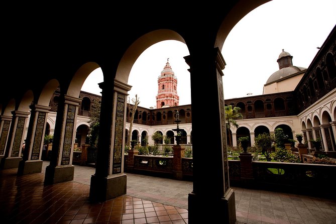 Lima´s Vibrant Heritage & Larco Museum of Cultures Half Day Tour - Timing, pickup, and group size