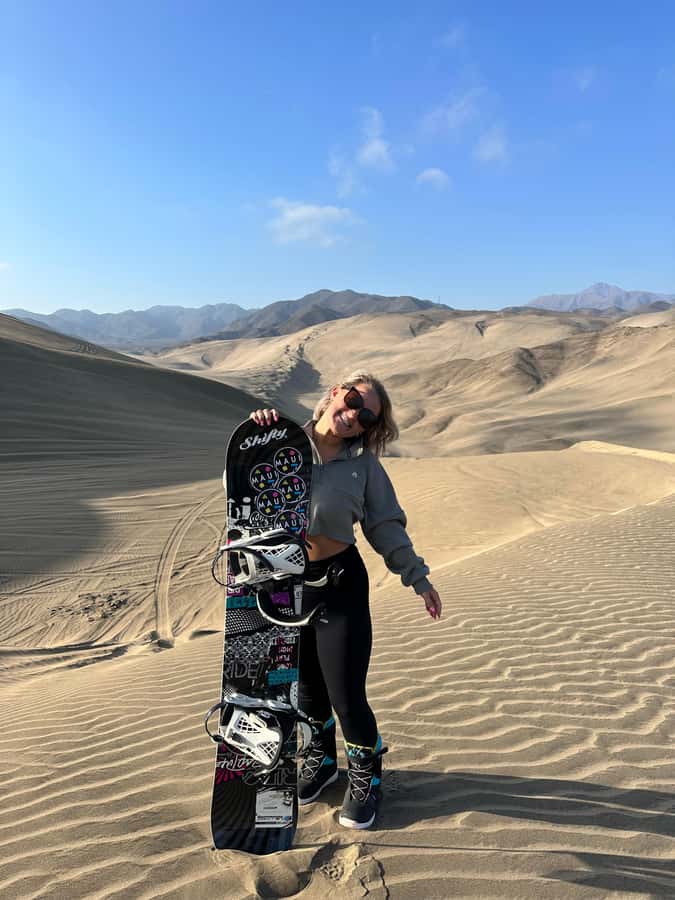 Lima: Sandboarding and Jeep Tour - Meeting the instructors and fitting your board