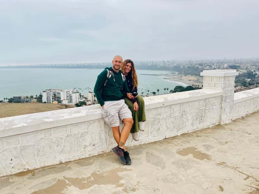 Lima: Tour in Miraflores, San Isidro, Barranco & Chorrillos - Huaca Pucllana from the Miraflores streets