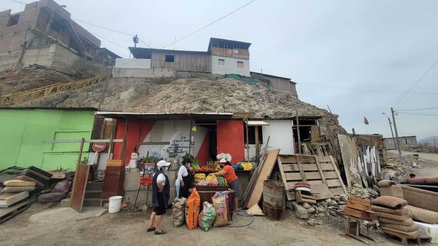 Lima: Villa El Salvador Shanty Town Tour - Meeting Neighbors, Schools, and Children