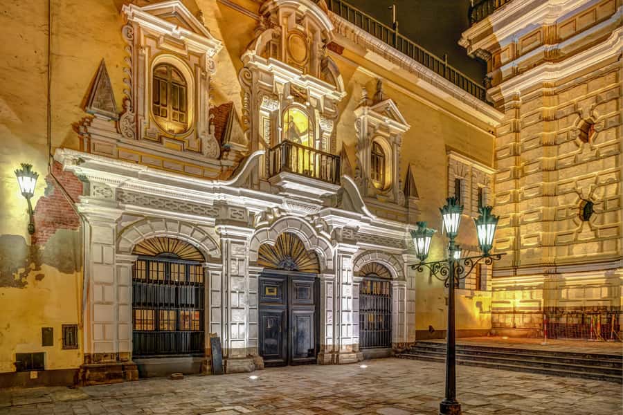 Lima: Water Magic Circuit, Downtown and Catacombs Night Tour - Is $75 a fair price?