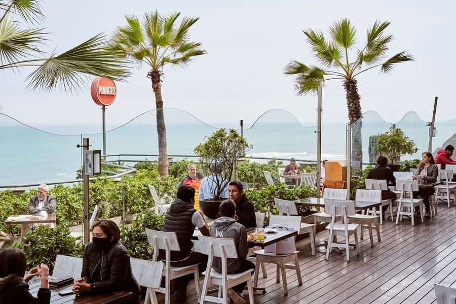 Lunch Menu at Mangos Larcomar restaurant - Should you book this two-hour lunch?
