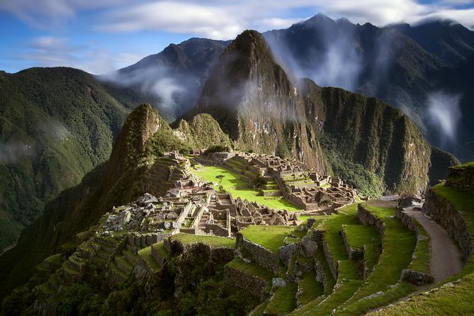 Machu Picchu 2-Day Adventure by Train with Overnight Stay - Day two: the first bus to Machu Picchu