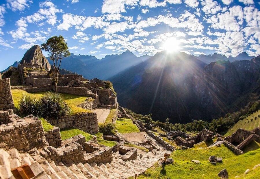 Machu Picchu 2 Days / 1 Night (By Bus) - Should you book it?