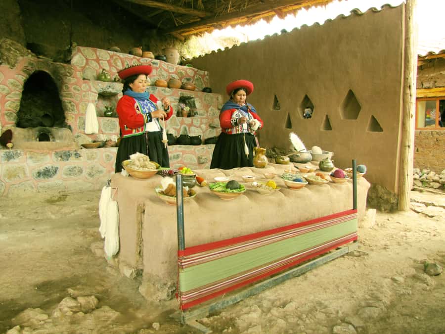 Machu Picchu: Chinchero, Maras, Moray & Machu Picchu 2 days - What $680 includes, and where the value sits