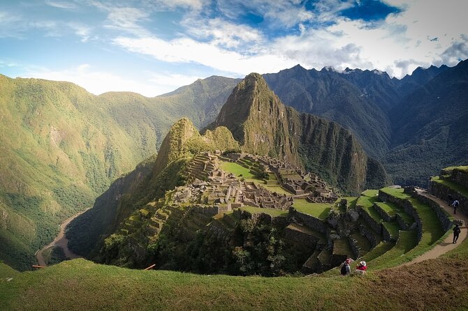Machu Picchu Full Day Tour from Cusco(Small Groups ) - What the small group changes