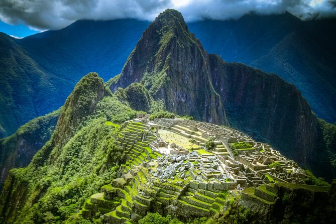 Machu Picchu Full Day Tour from Cusco(Small Groups ) - Guide quality and local perspective