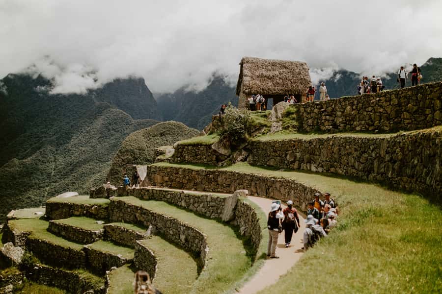 Machu Picchu: Full-Day Tour from Cusco with Optional Lunch - Leaving Cusco before sunrise