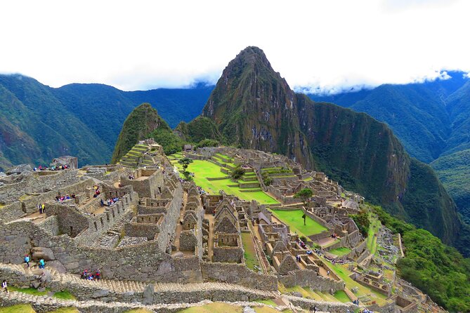 Machu Picchu Full Day Tour from Cusco - The 6:30 a.m. road trip to Ollantaytambo