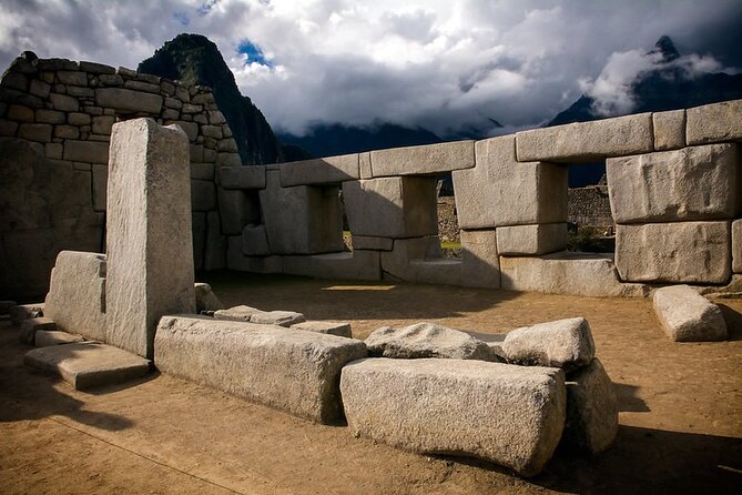 Machu Picchu Private Archaeological and Historical Guided Tour - Pace, stairs, and the physical side of the visit