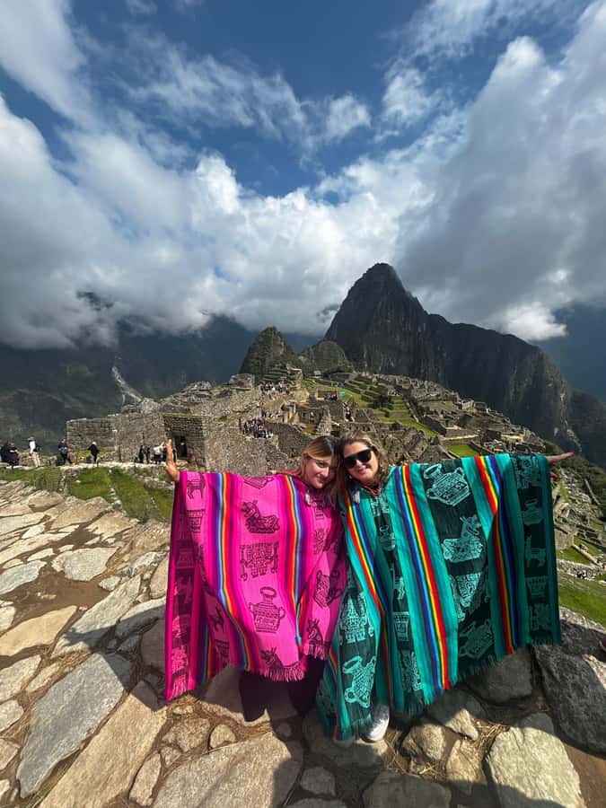 Machu Picchu: Private Tour Guide Service for up to 15 people - What the $120 price really covers