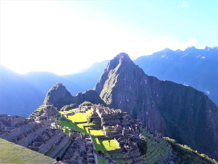Machu Picchu: Private Tour Guide Service - Meeting your guide in Aguas Calientes