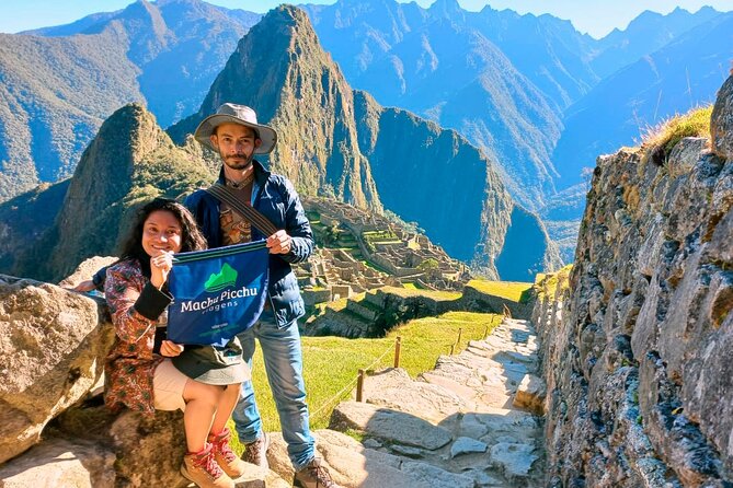 Machu Picchu & Sacred Valley 2-Day Tour - Lunch beside the Urubamba River