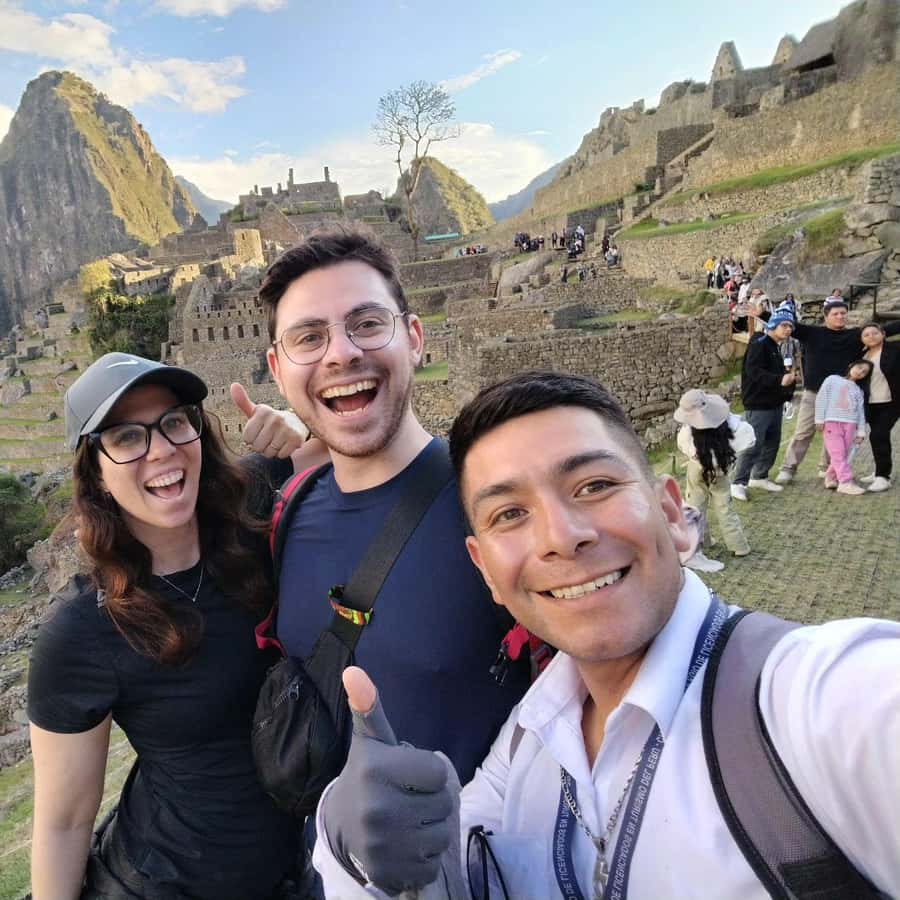 Machu Picchu: Tour Guide Service & Entrance Ticket Circuit-2 - Meeting your guide at the sanctuary entrance